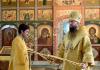 Metropolitan Tikhon dan Uskup Paul merayakan liturgi bersama yang pertama. Berapa lama Anda menjadi kepala biara?