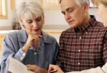 Siapa yang dapat menjadi perusahaan asuransi untuk asuransi pensiun wajib?