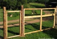 Дървени порти за лятна резиденция, как можете да ги направите сами?