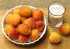 Recipe with step-by-step photos of how to preserve apricots in syrup for the winter at home